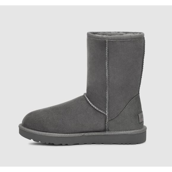 Ugg Classic II Short Boots 9 Gray NWT NEW Booties Shearling Fur Suede - Picture 2 of 13